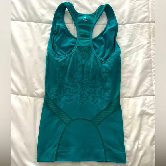 ATHLETA Women's Seamless Run Built-in-Bra Racerback Tank Top - fits like a SMALL - Picture 2 of 7